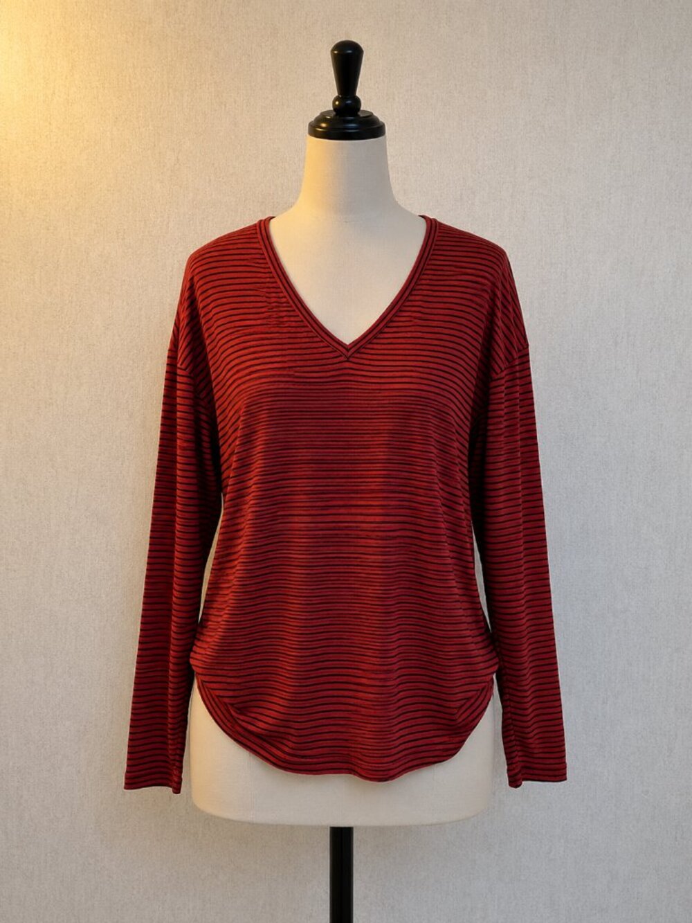 Forever 21 Women's Burgundy and Black Striped V-Neck Long Sleeve Top